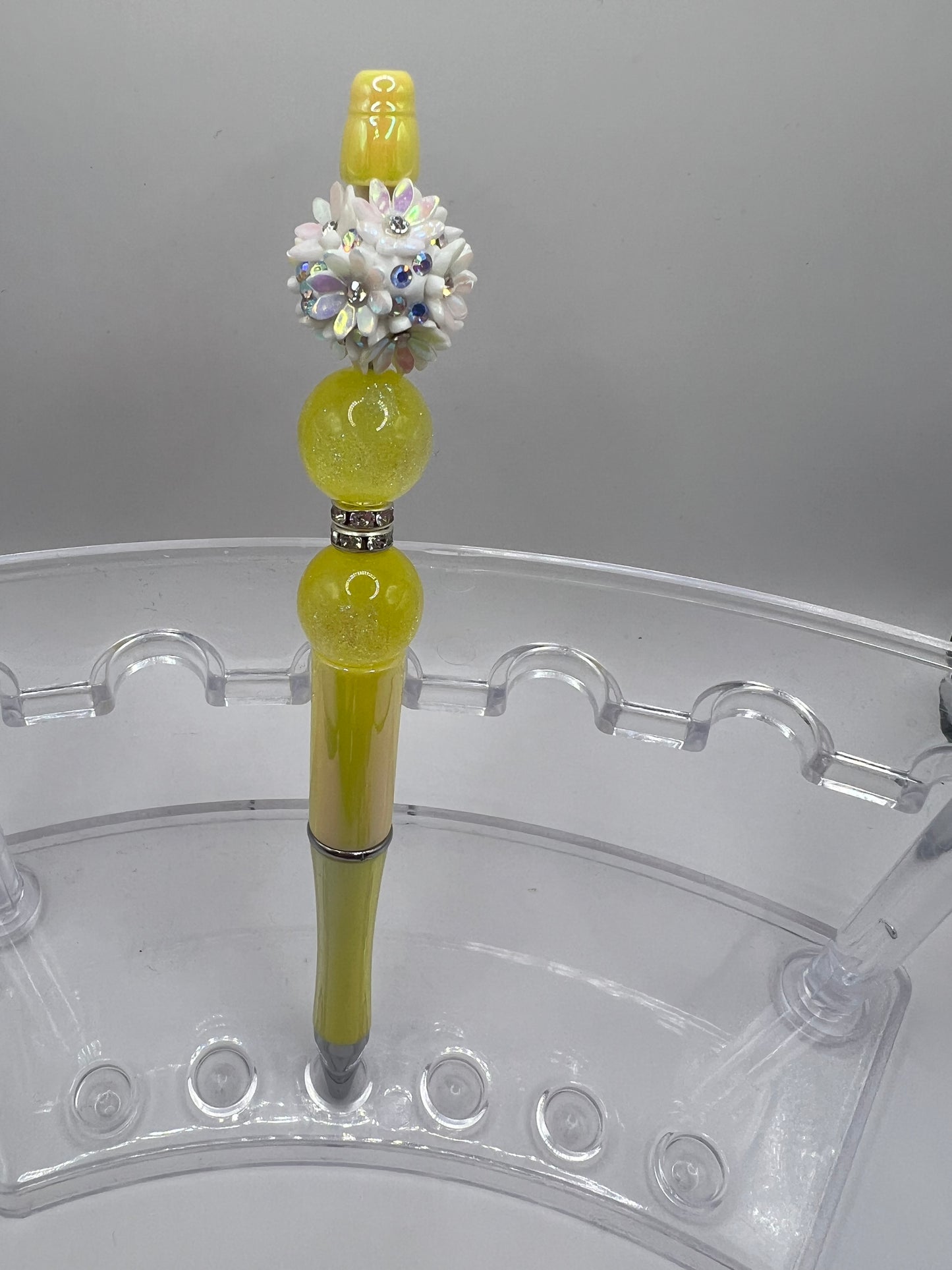 White Flower Beaded Pen