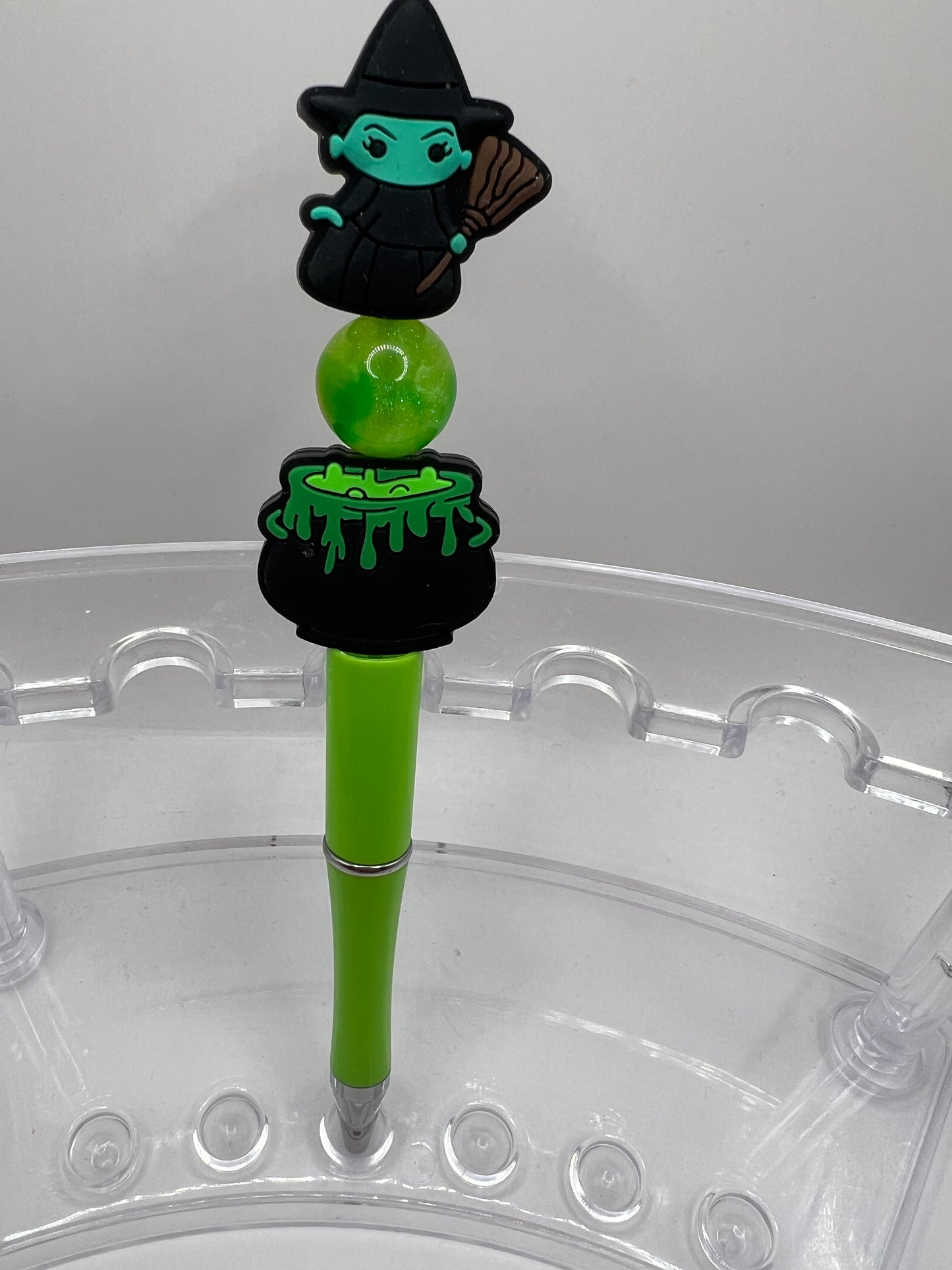Witch pen