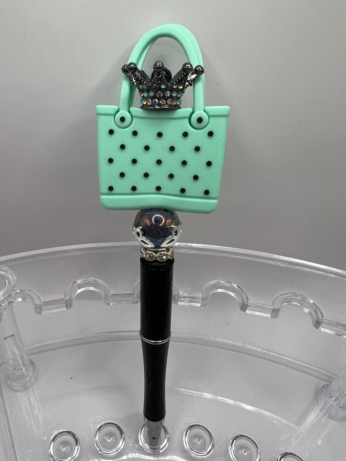 Bag beaded pen