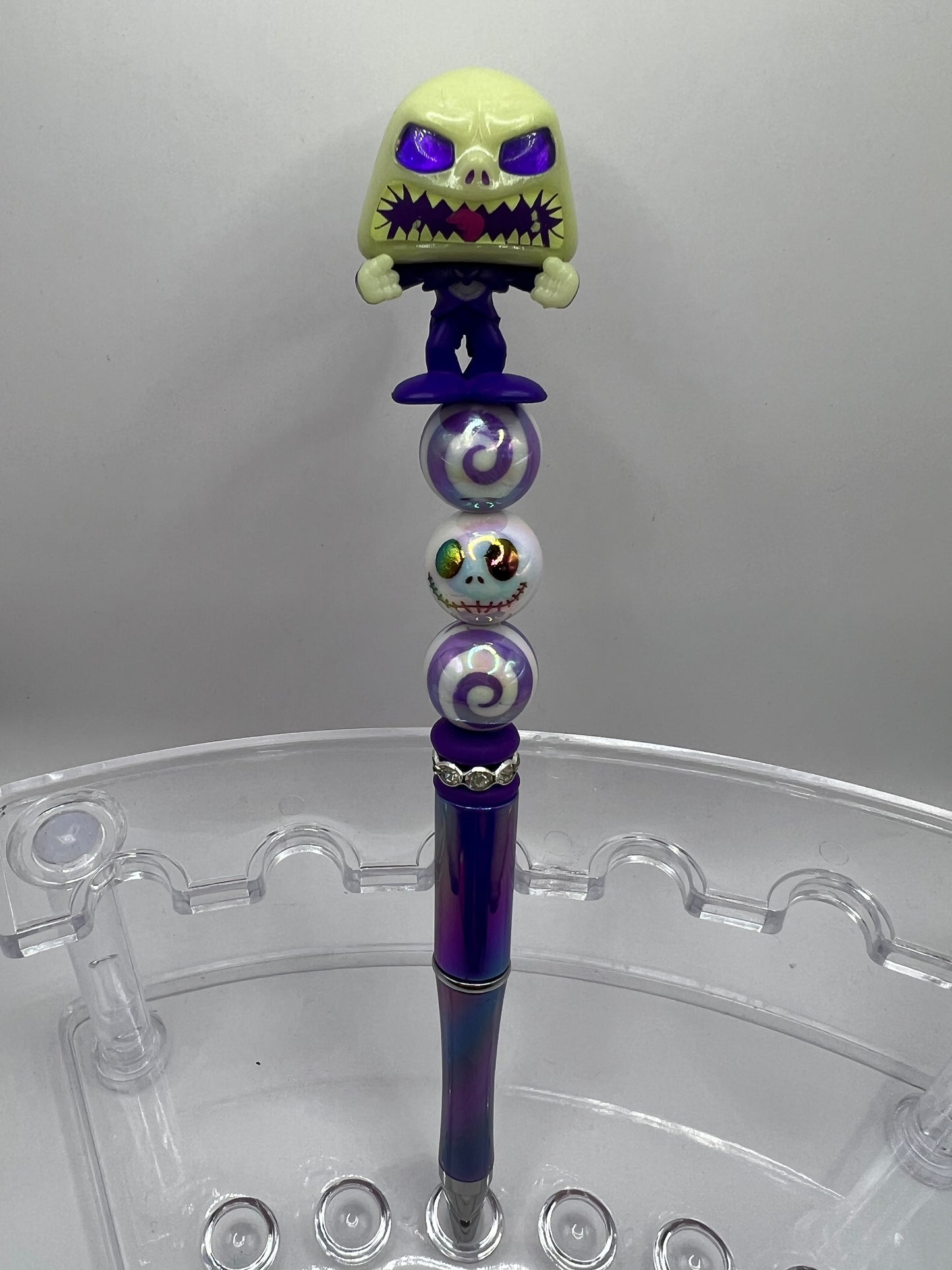 Jack beaded pen