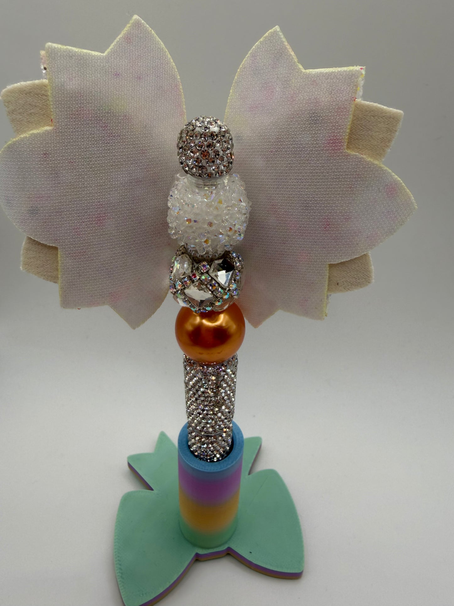 Hello Kitty Bow Beaded Pen