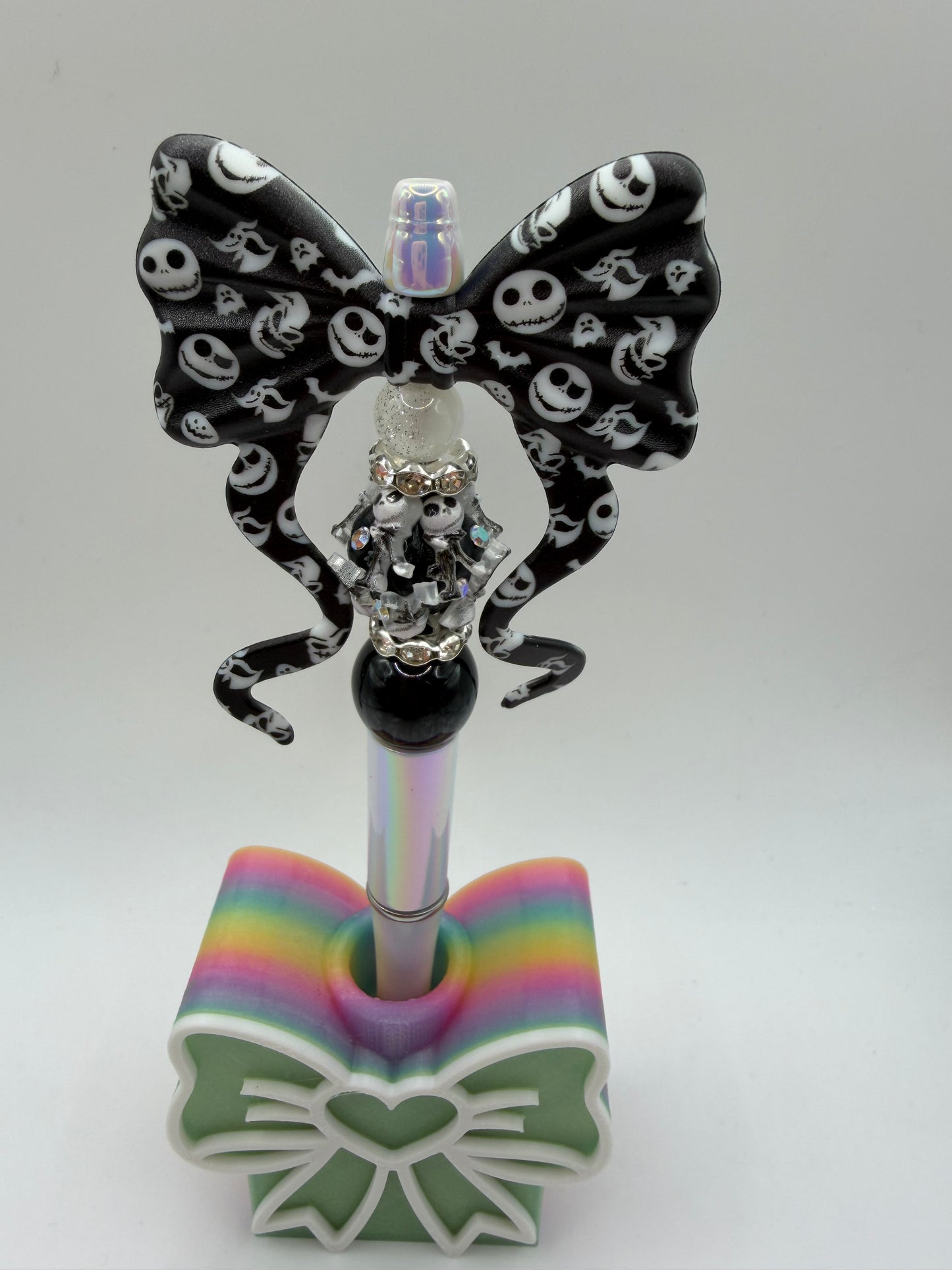 Jack Skellington Bow Beaded Pen