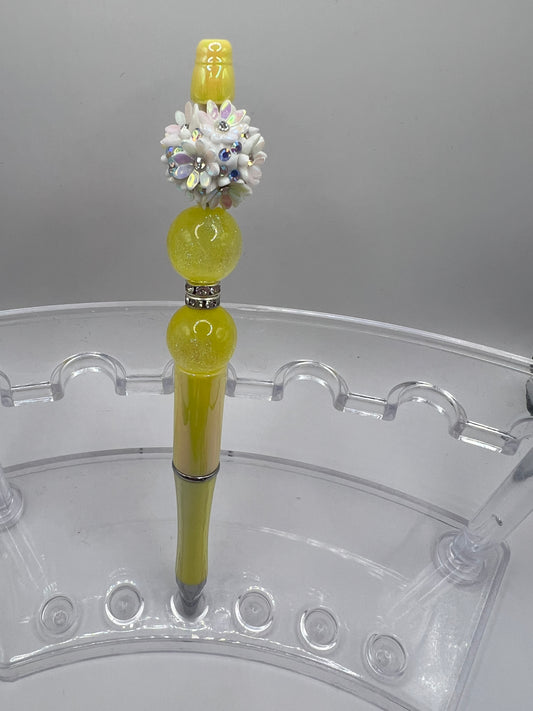 White Flower Beaded Pen