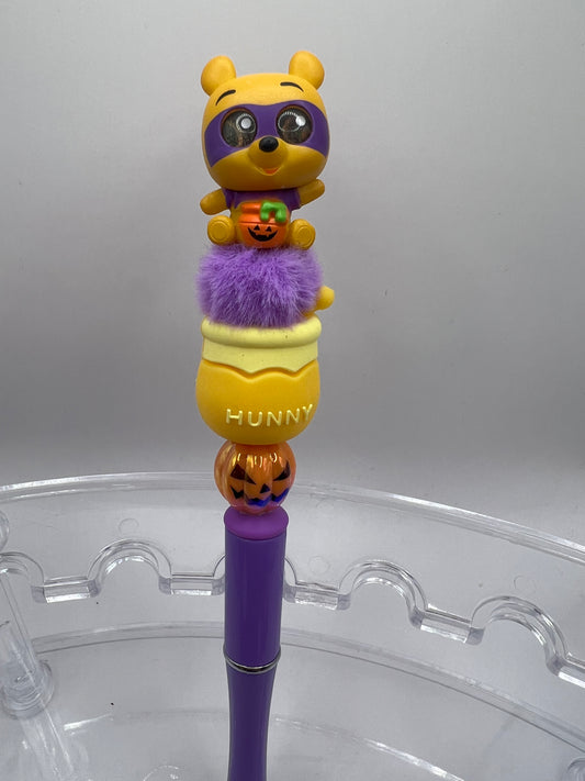 Winnie the Pooh beaded pen – Halloween
