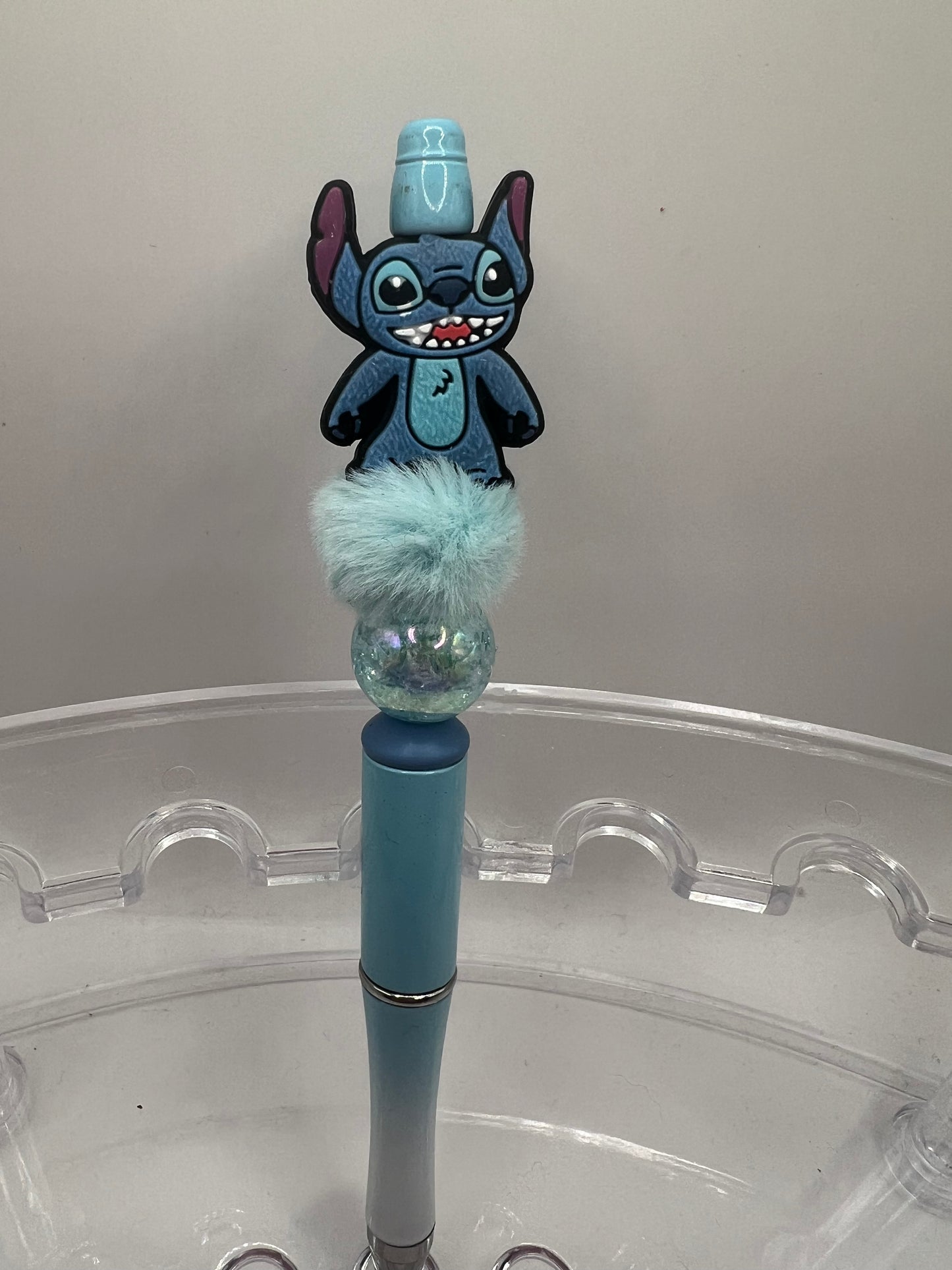 Stitch beaded pen