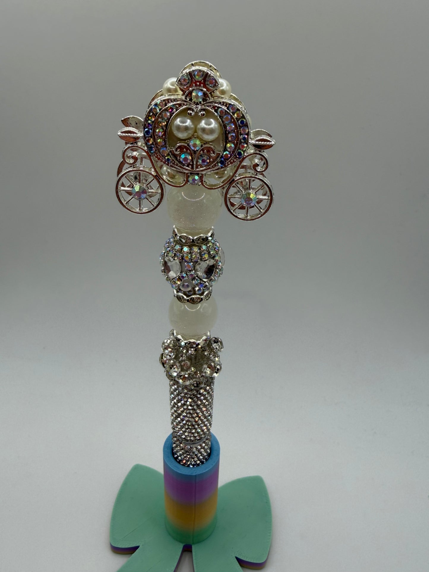 Carriage beaded Pen
