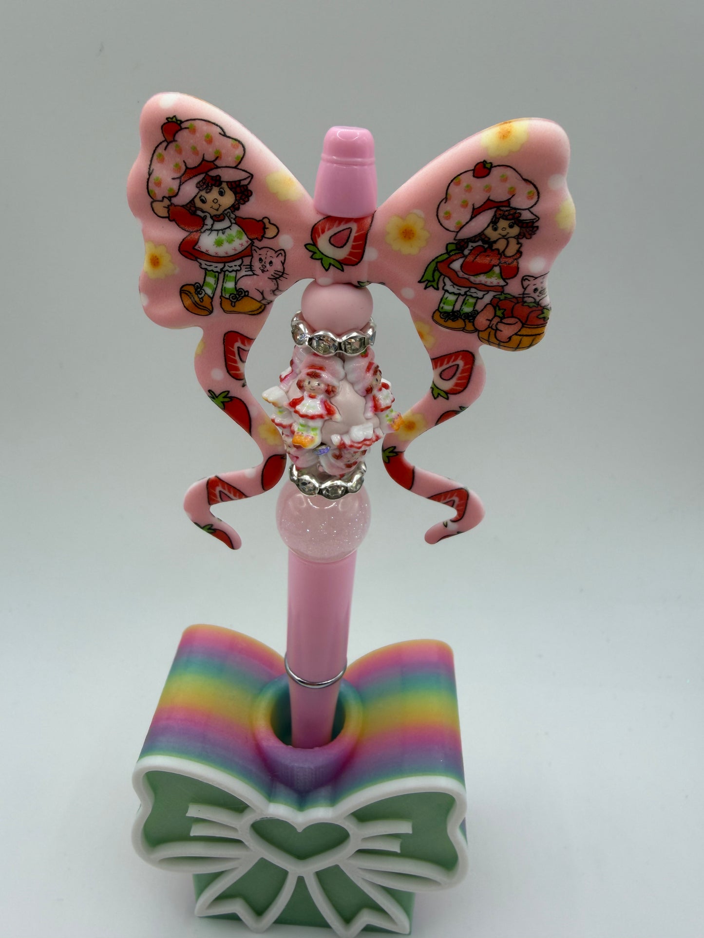 Strawberry shortcake Bow Beaded Pen