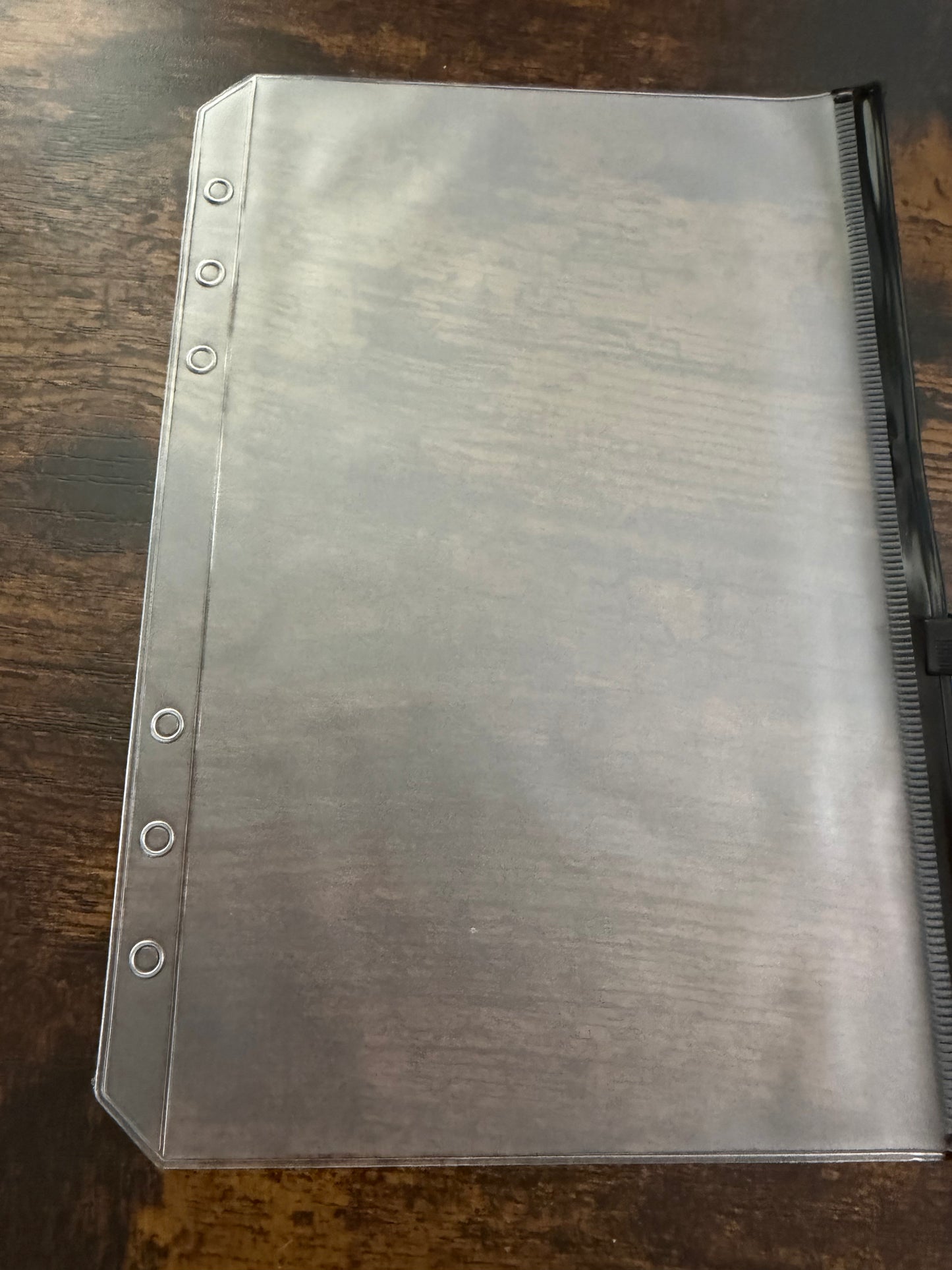 Hello Kitty A5 Binder